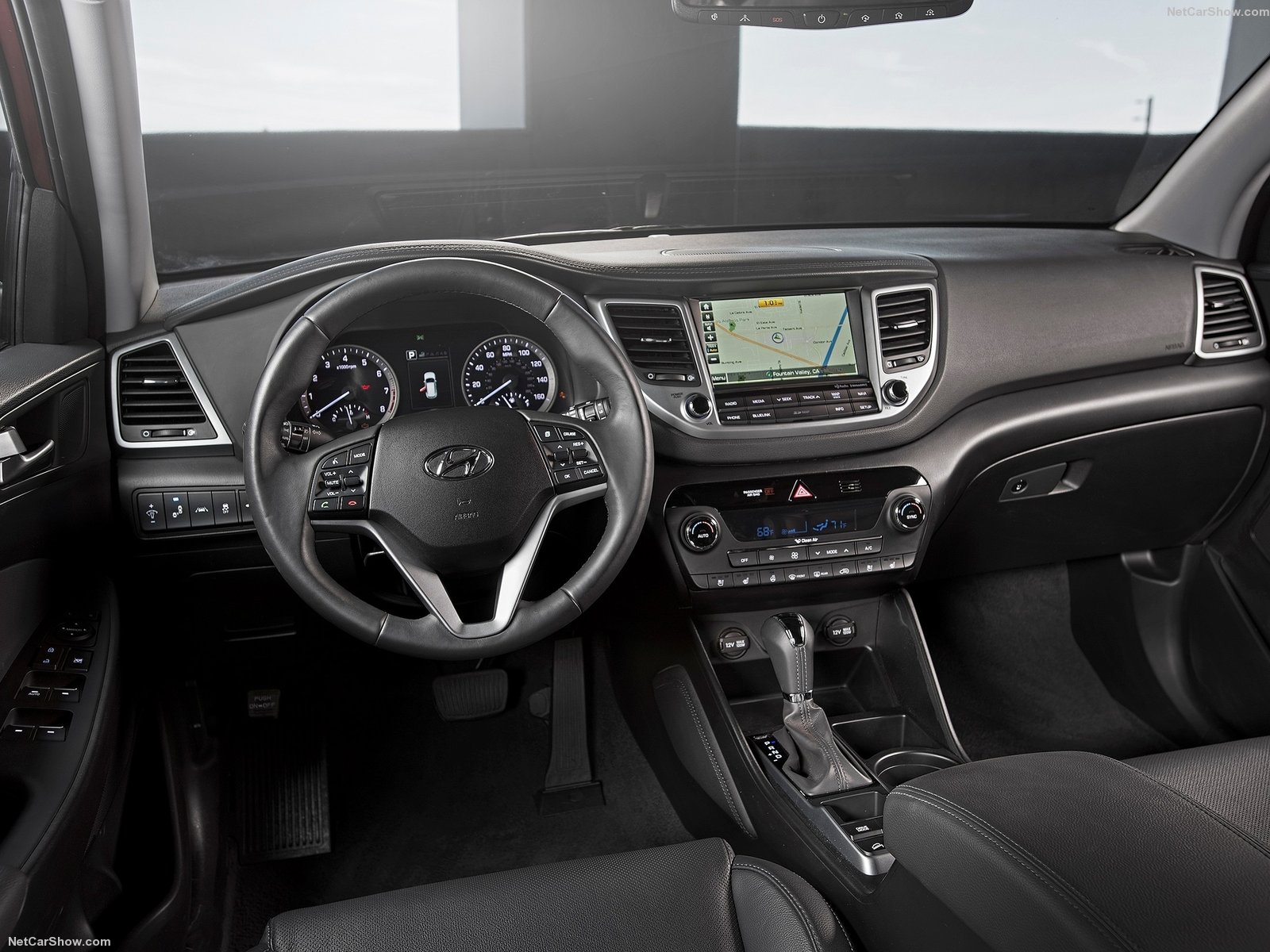 Фото салона Hyundai Tucson 2017: цены и комплектации