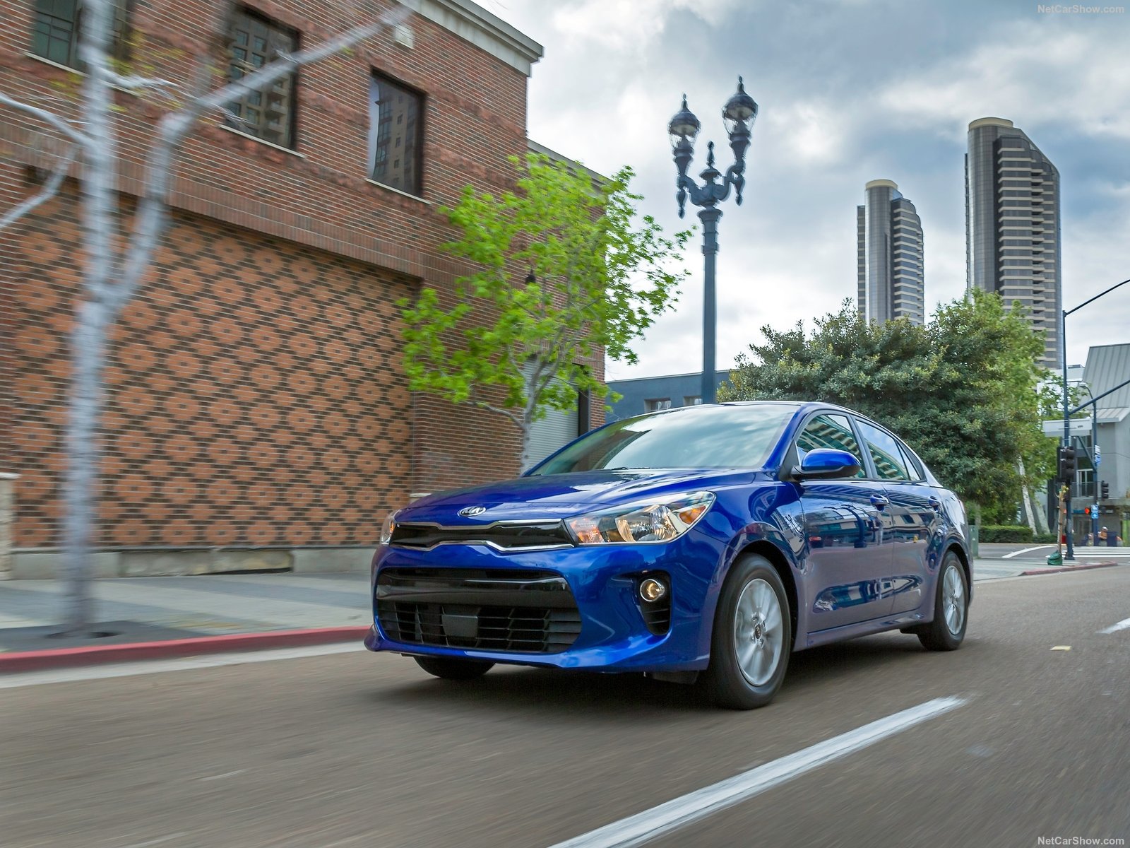 KIA Rio 2018 модельного года — комплектации, цены, фото и видео