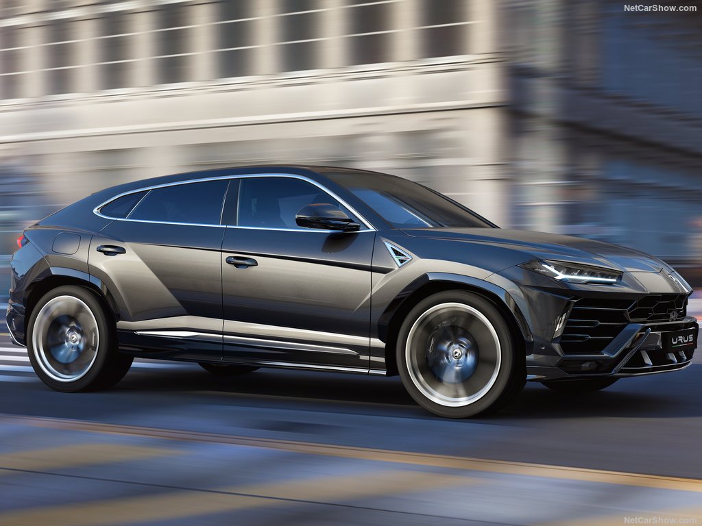 Кроссовер lamborghini urus