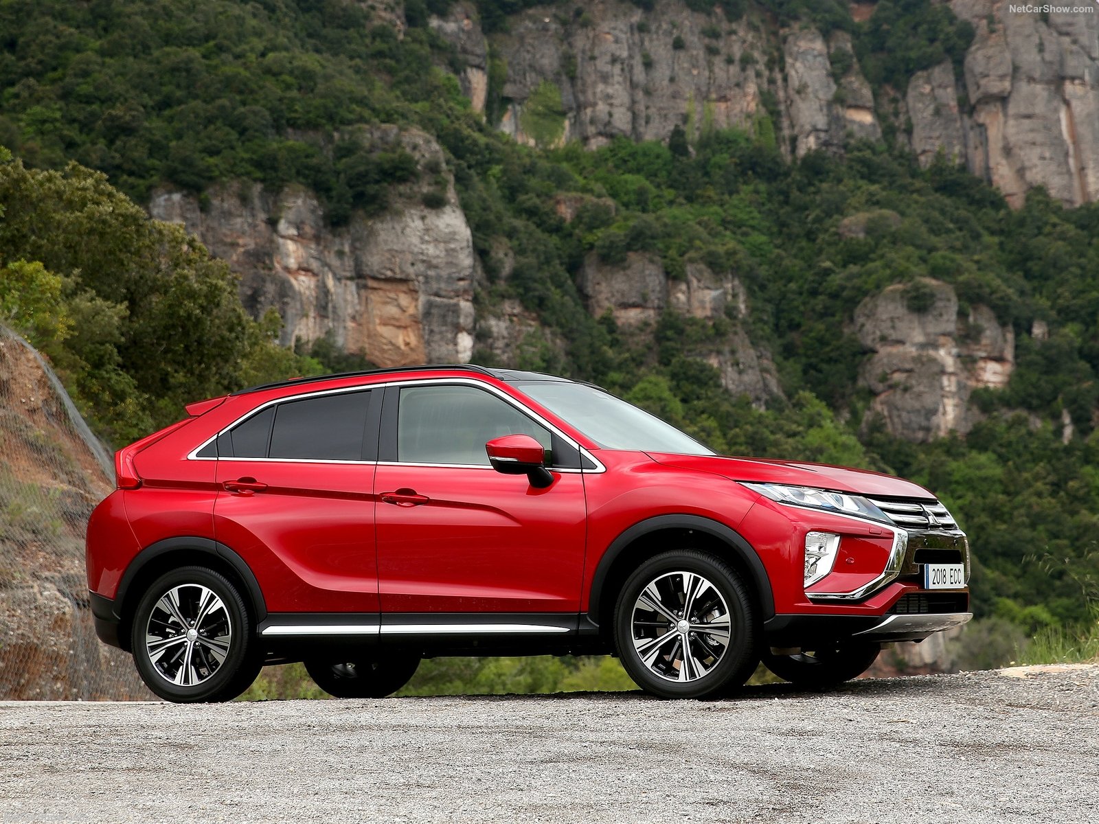 Mitsubishi eclipse cross. Mitsubishi Eclipse Cross 2018. Митсубиси Eclipse Cross 2018. Mitsubishi Eclipse Cross 2017. Милтцуммши Эклипс крос.