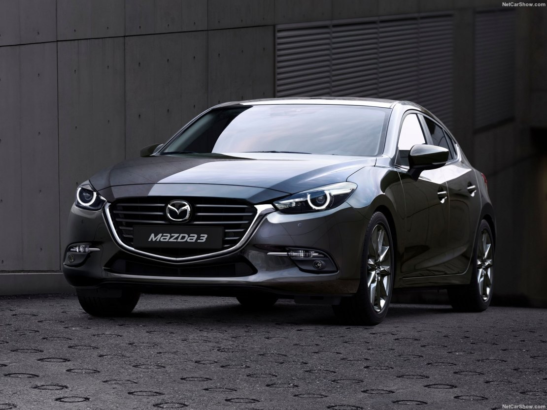 Новая Mazda 3 2019 года: прежний силуэт и усиленный кузов