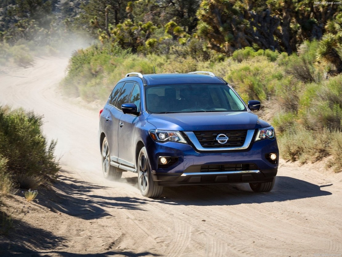 nissan pathfinder 2017