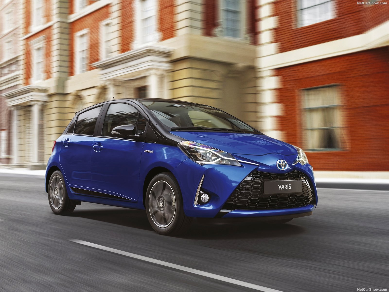 Toyota Yaris 2019 новый кузов, цены, комплектации, фото, видео