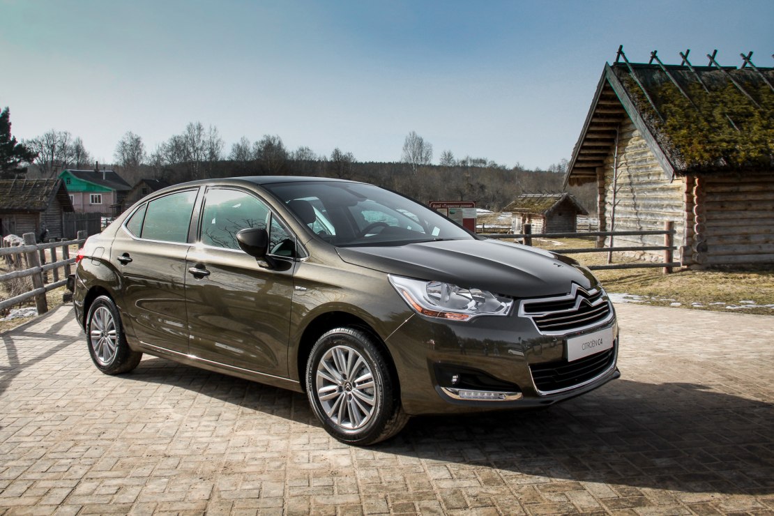 Citroen C4 2019 года: обновление легендарного французского седана