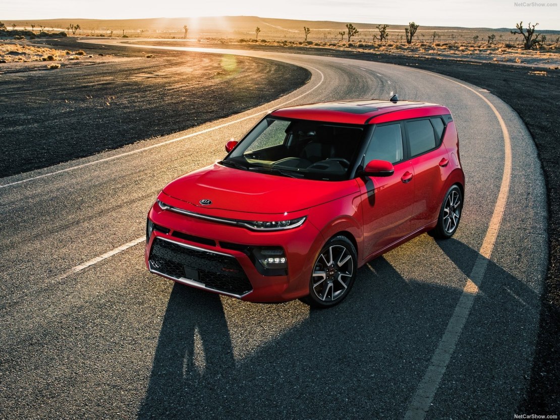 Kia Soul 2020: бюджетный городской хэтчбек с улучшенными характеристиками и навигацией от 1 млн рублей