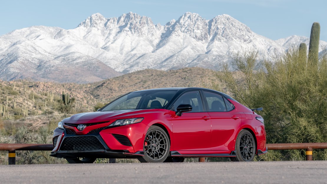 Toyota Camry 2018 TRD