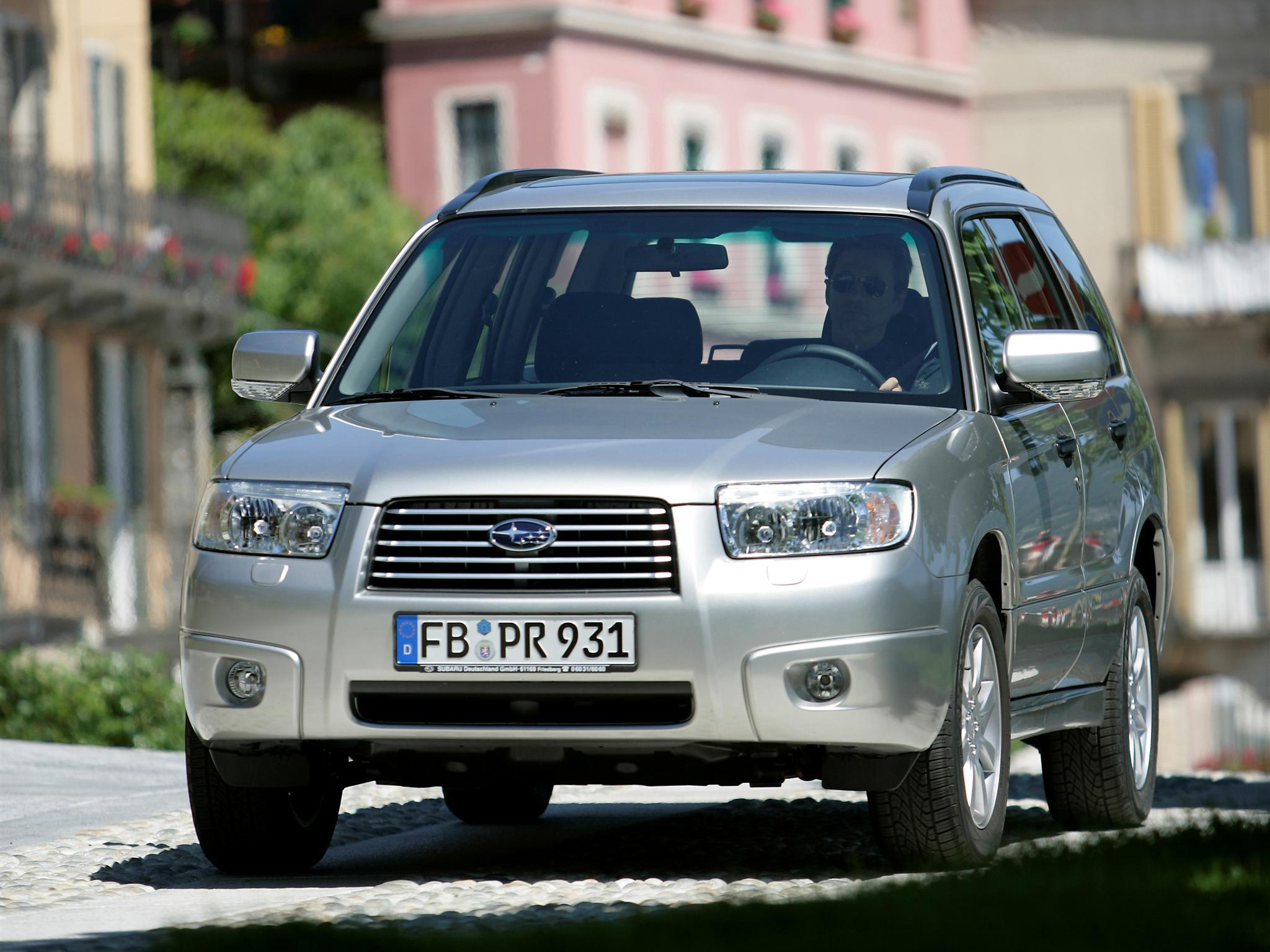 Машина почти. Subaru Forester 2005. Субару Форестер 2005 года фото. Фольксваген Форестер фото. Субару Форестер фотографии 2005 2008 год.