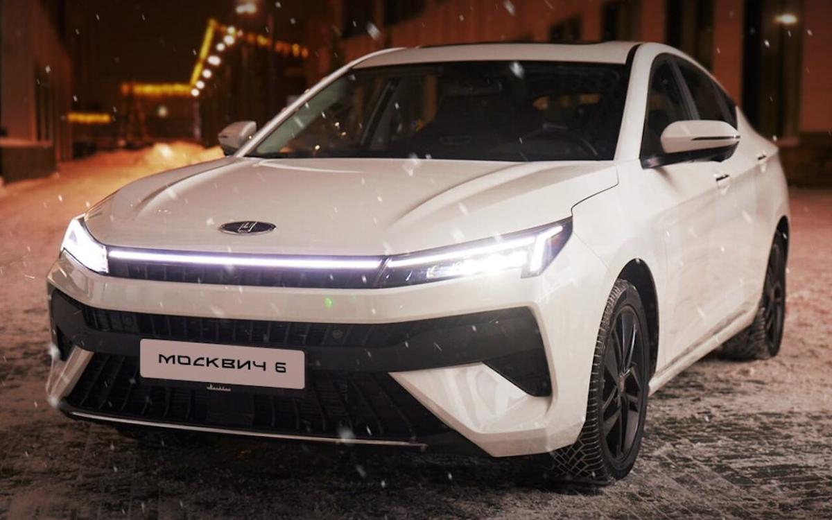 самая дорогая машина в 2024 году. бугатти mistral roadster. делориан концепт 2022. новая бугатти 2022. Aston martin valkyrie 1.